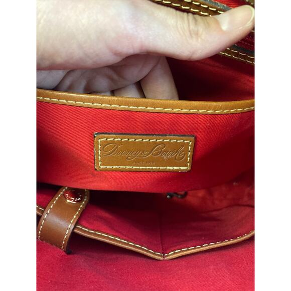 DOONEY & BOURKE MEDIUM SIZE PINK PEBBLED LEATHER SHOULDER BAG - Picture 15 of 16